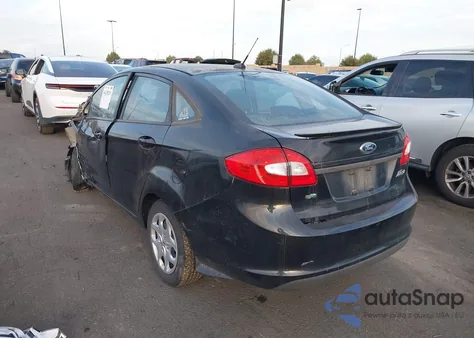 2013 Ford Fiesta Se z USA, uszkodzony, nr VIN 3FADP4BJ1DM205118